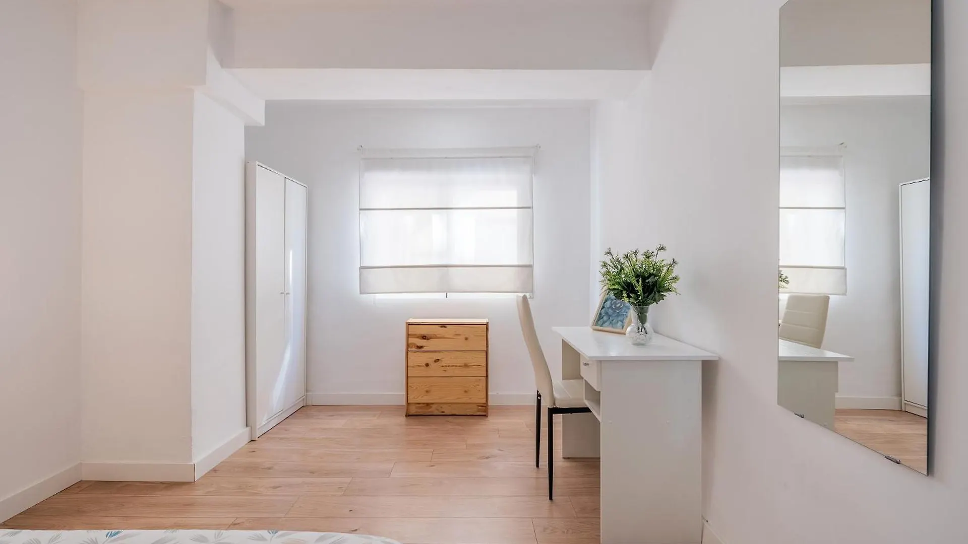 Piso Garaje Gratis Granada Daire