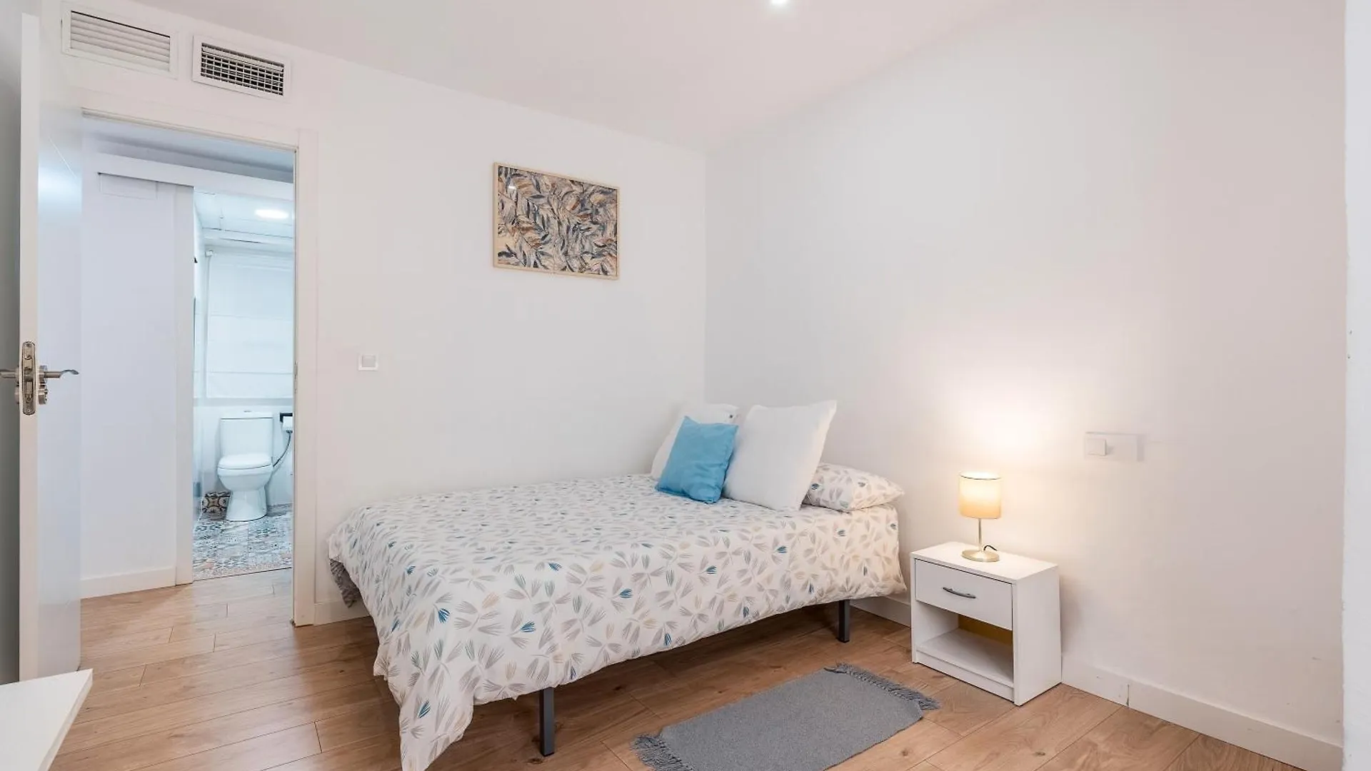 Piso Garaje Gratis Granada Apartment
