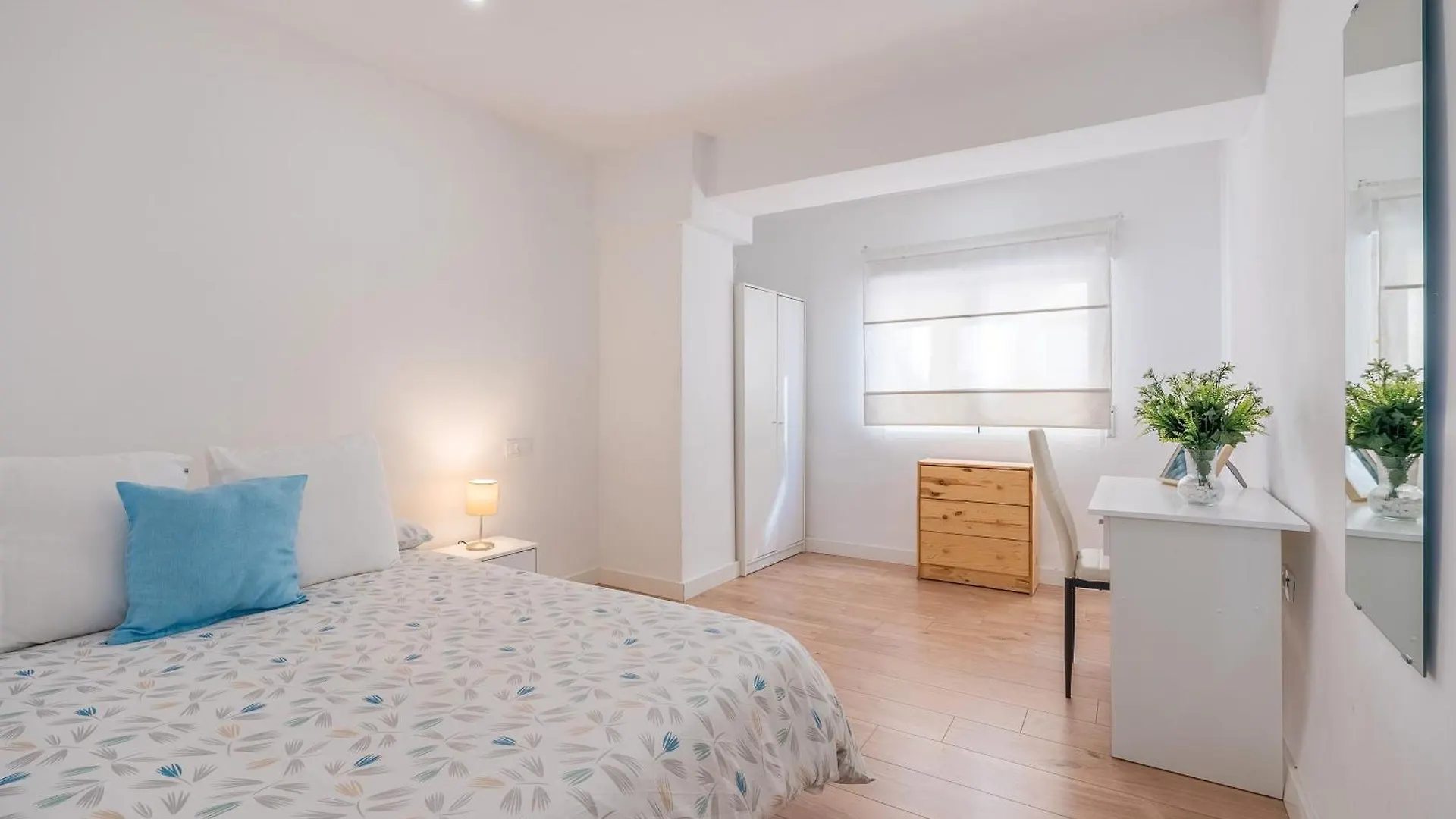 Piso Garaje Gratis Granada Apartment