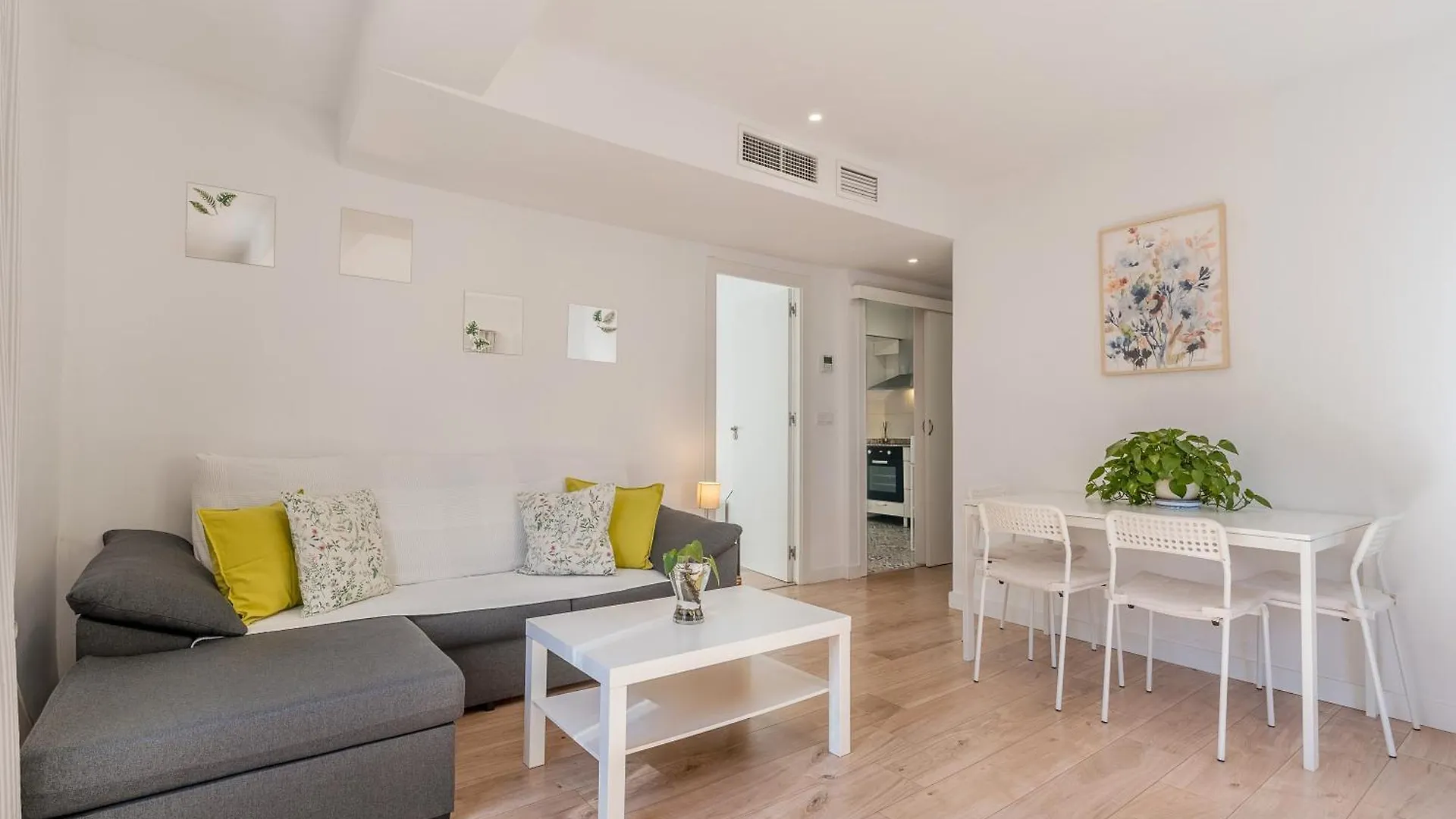 Piso Garaje Gratis Granada Apartment